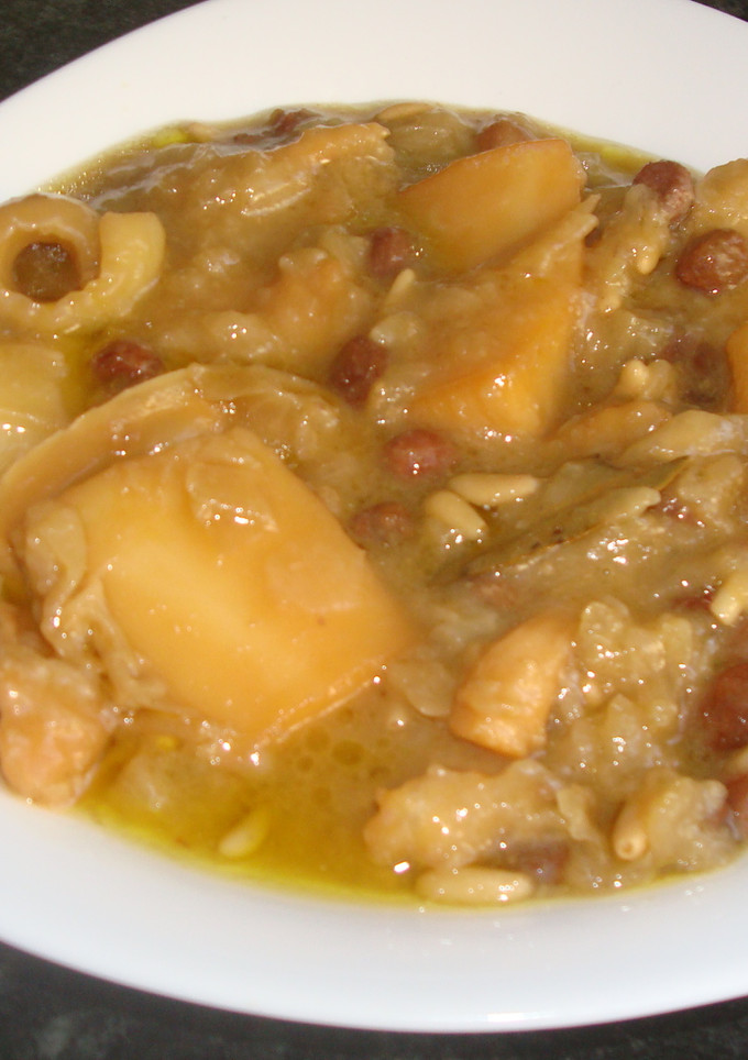 Una foto de Sepia encebollada dulce