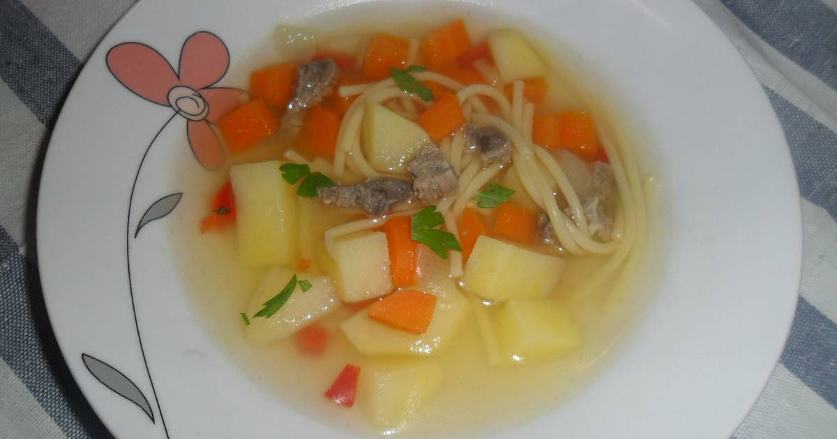 Sopa de fideos Receta de Gabriela Diez- Cookpad