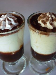 Una foto de Postre de arroz con leche y chocolate