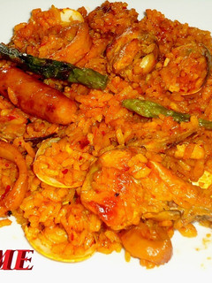 Una foto de Arroz con pollo y congelados