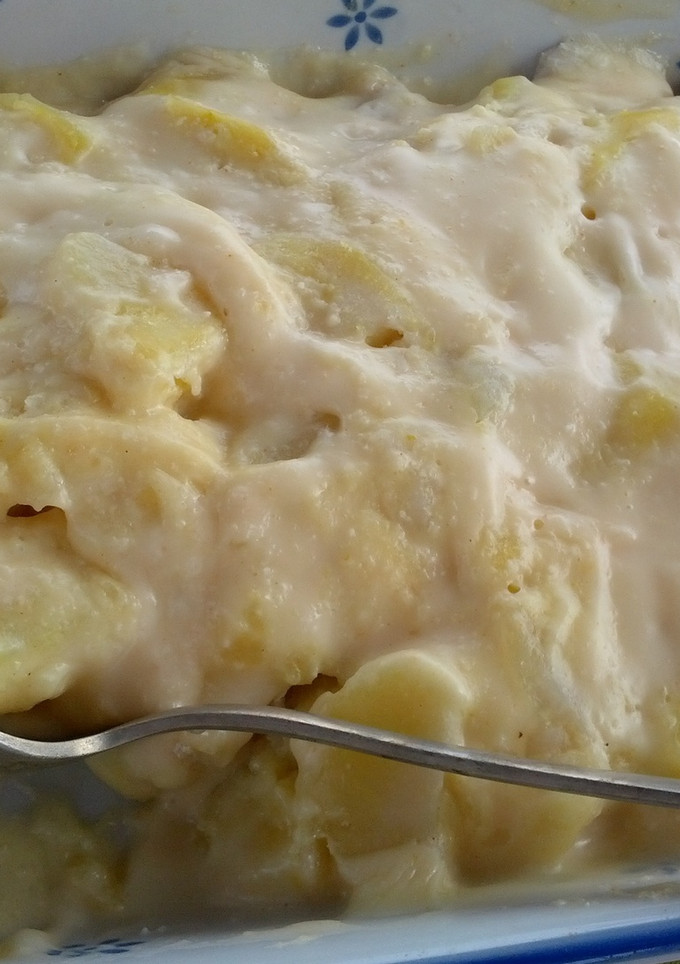 Una foto de Patatas con bacalao casera