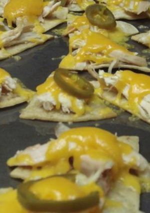 A picture of Chicken Nachos.