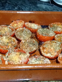 Una foto de Tomates al horno