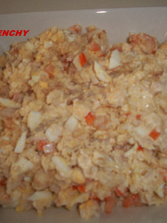 Una foto de Ensalada de marisco al ali-oli