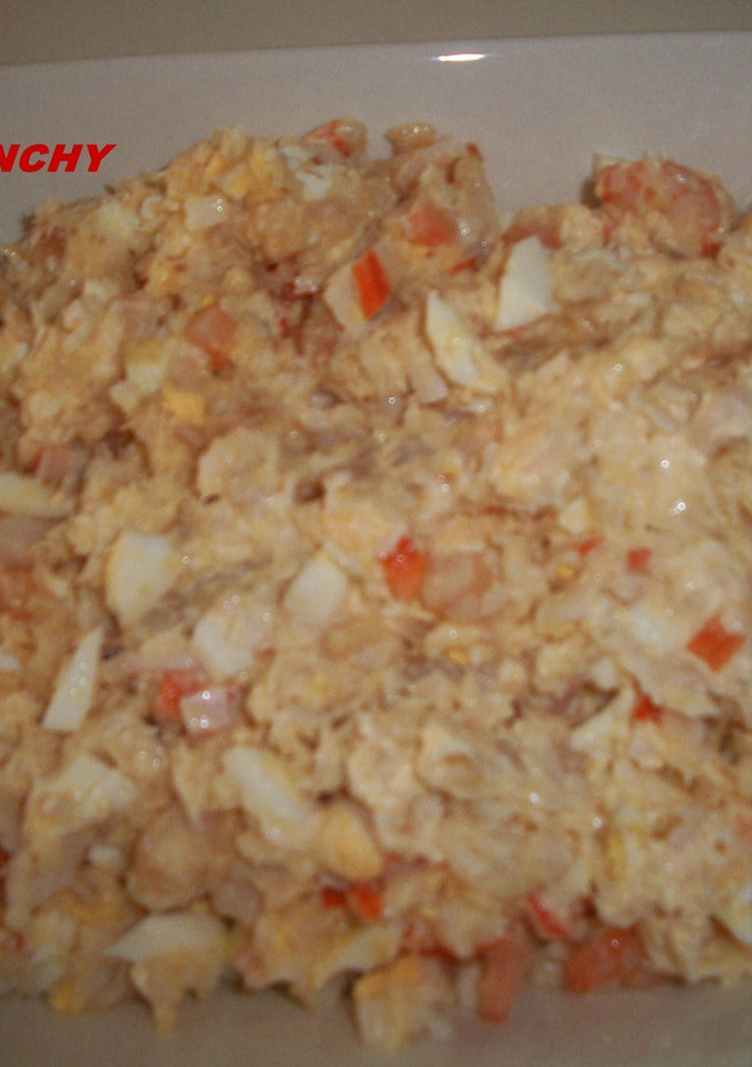 Una foto de Ensalada de marisco al ali-oli