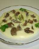 Puré de patatas con rovellones