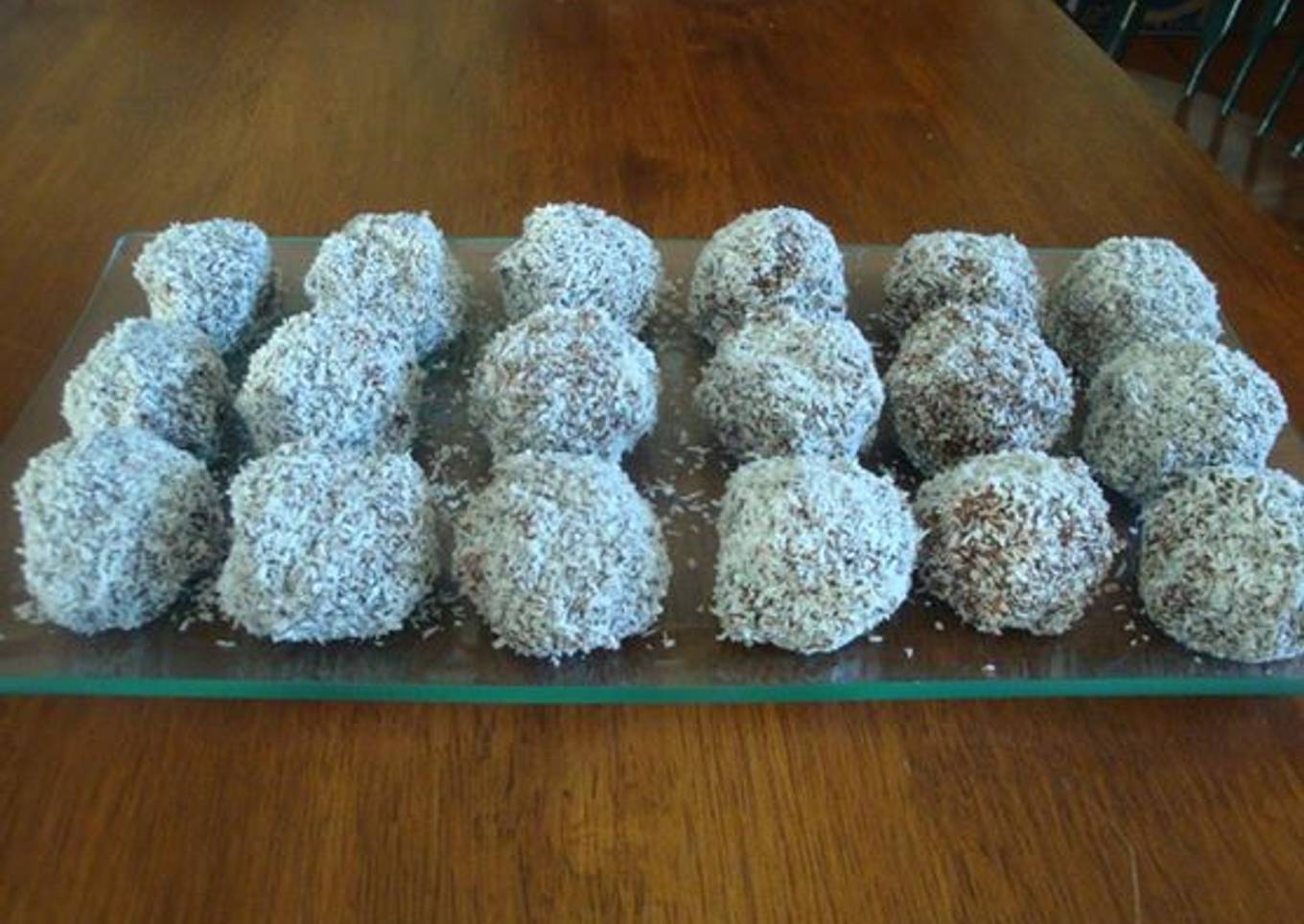 Bombones de arroz con leche, chocolate y coco