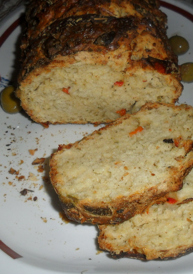 Una foto de Pan de queso, pimiento y aceituna