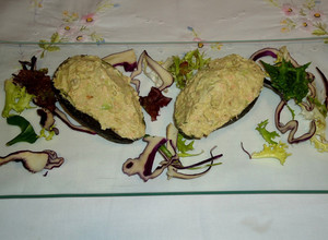 Foto principal de Aguacates rellenos de atún