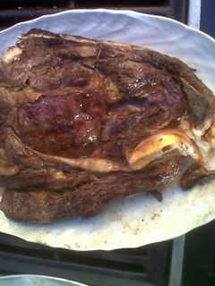 Una foto de Chuletón a las hierbas