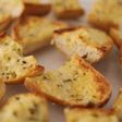 Pan de ajo y queso fundido