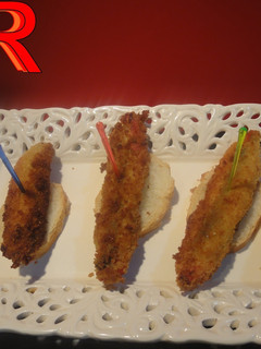Una foto de Boquerones adobados rellenos