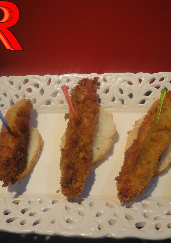 Una foto de Boquerones adobados rellenos