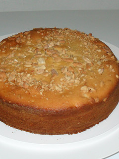 Una foto de Torta de mango y merey