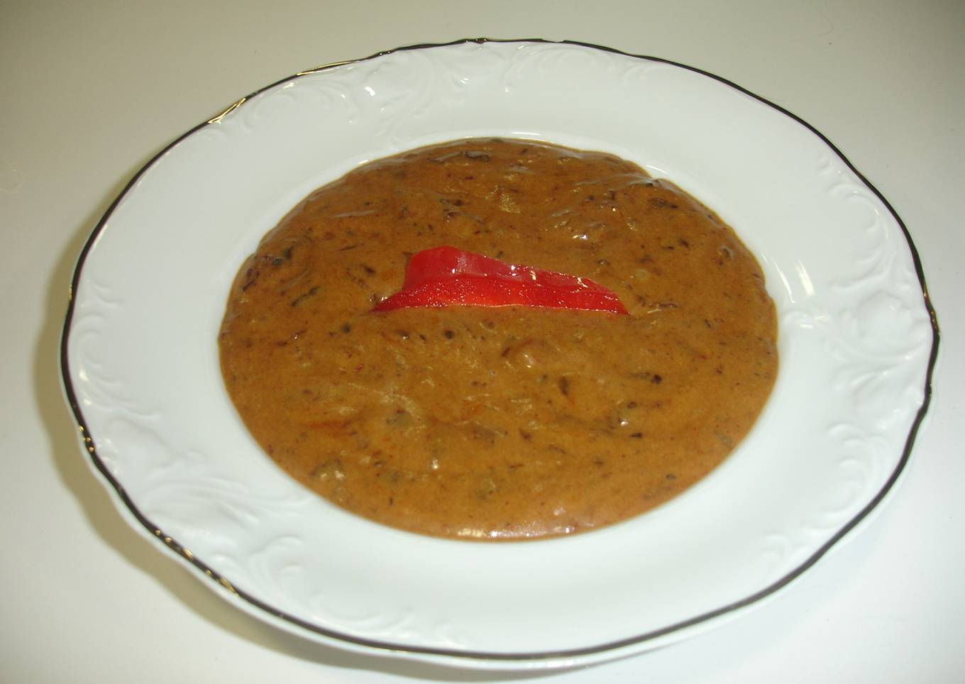 Puré de patatas con pimientos secos<br />