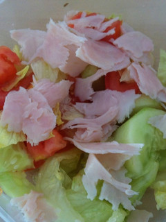 Una foto de Ensalada pepino y tomate