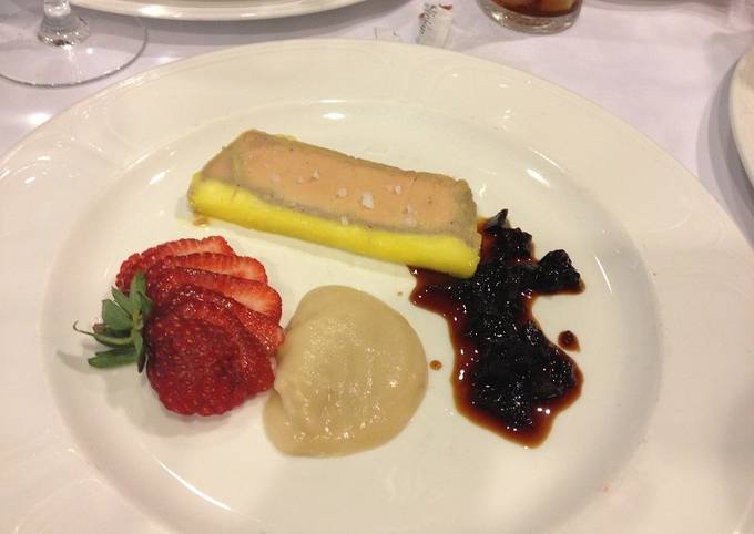 Foto principal de Mi-cuit de pato (foie gras)