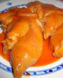Manitas de cerdo guisadas