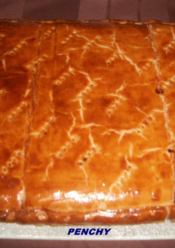 Una foto de Empanada de bacalao con calabacines