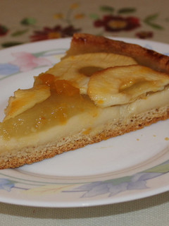 Una foto de Tarta de manzana con base de almendras