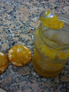 Una foto de Mermelada de naranja light en microondas