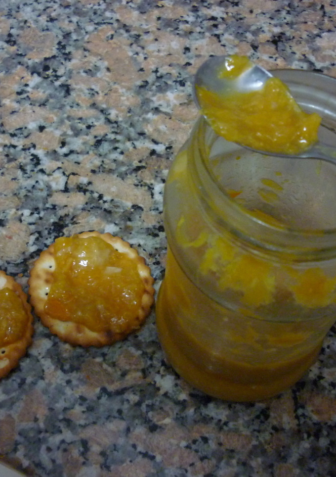 Una foto de Mermelada de naranja light en microondas