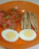 Filete de caballa con guarnición fresca