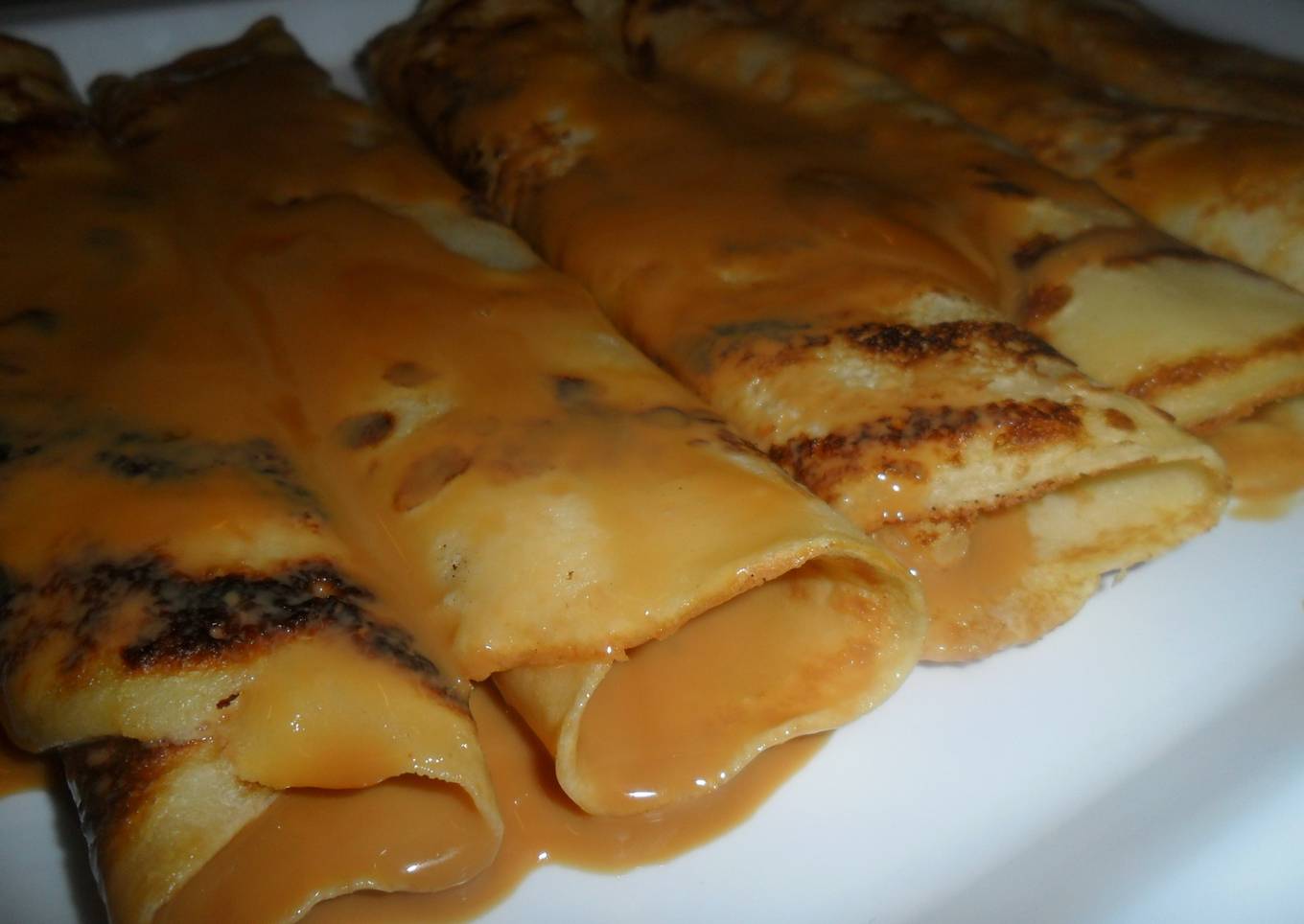 Panqueques rellenos de dulce de leche<br />