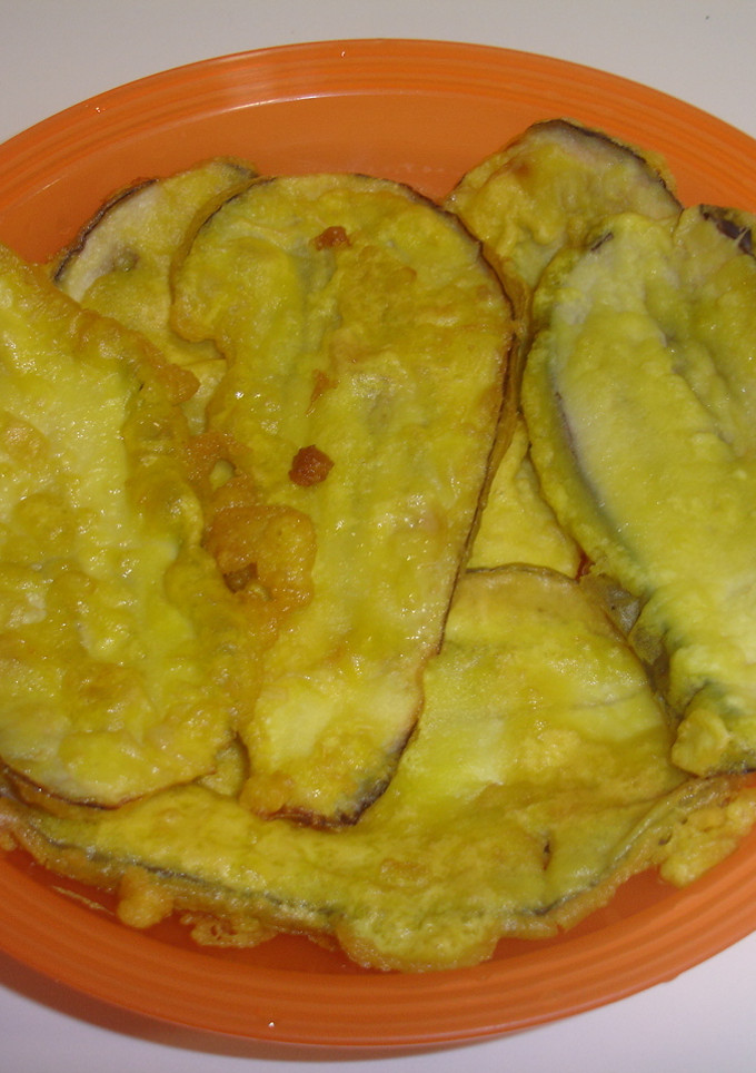 Una foto de Berenjenas finas con tempura