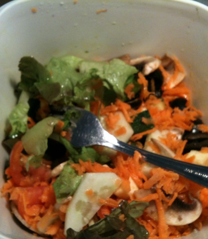 Foto principal de Ensalada de lechuga, tomate y zanahoria