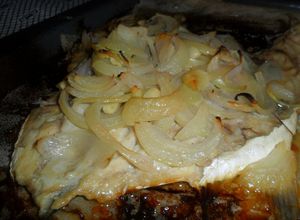 Foto principal de Palometa con cebolla al horno