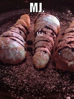 Una foto de Canutillos rellenos de crema pastelera de chocolate