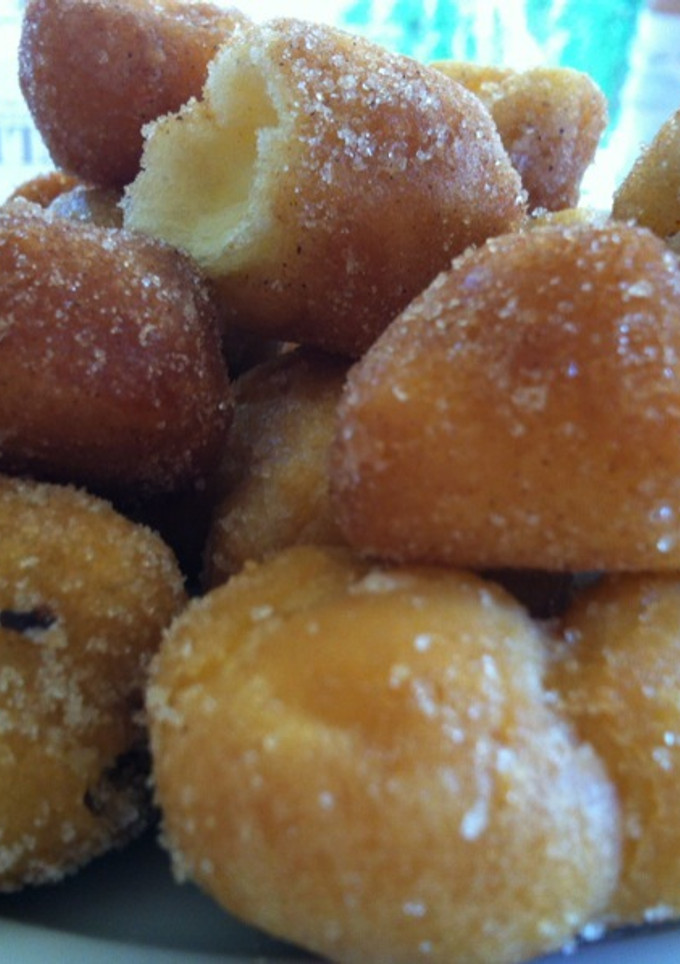 Una foto de Buñuelos de viento tradicionales