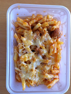 Una foto de Macarrones con salchichas