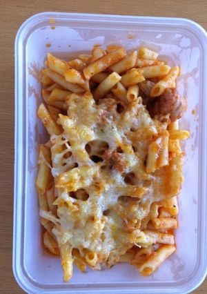 Una foto de Macarrones con salchichas