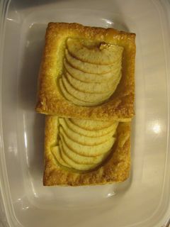 Una foto de Hojaldre con manzana