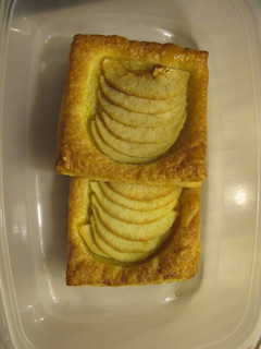 Una foto de Hojaldre con manzana