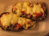 Berenjenas rellenas de carne y queso