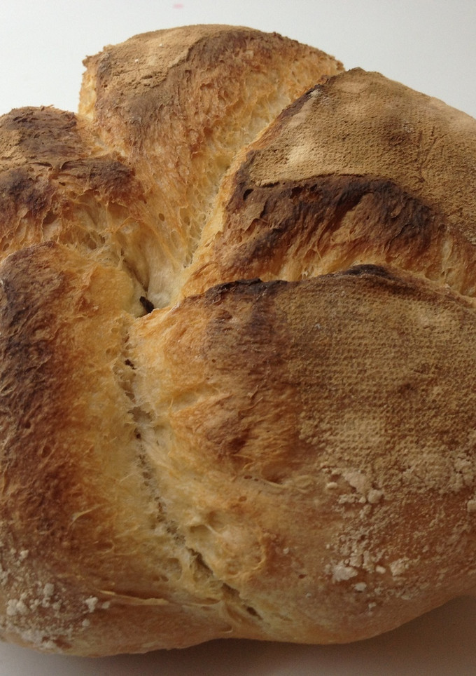 Una foto de Pan casero con masa madre natural