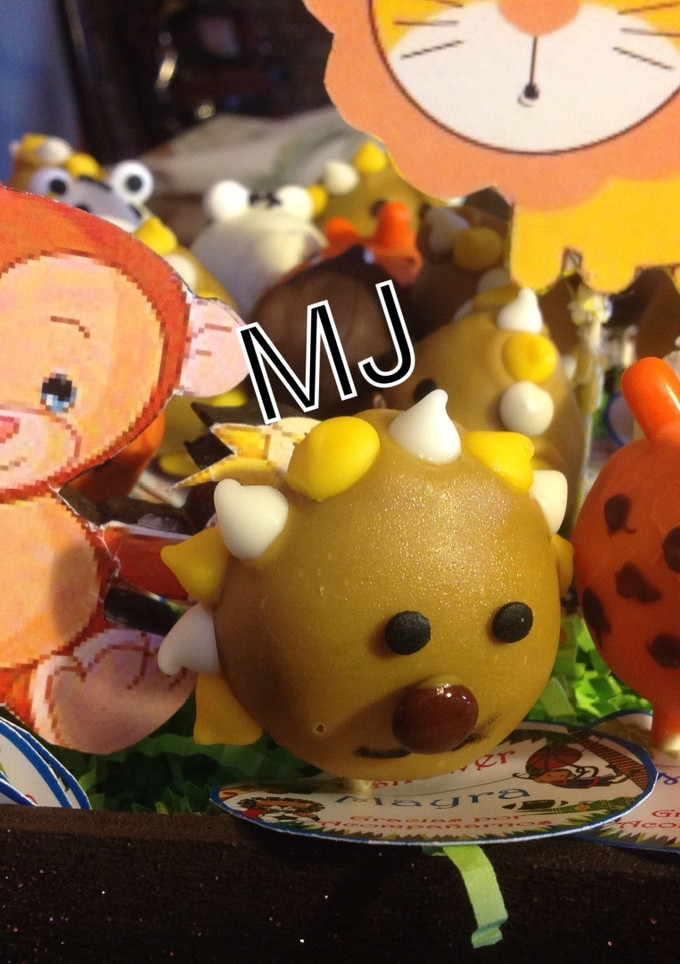 Una foto de Paletas de Animales cake pops