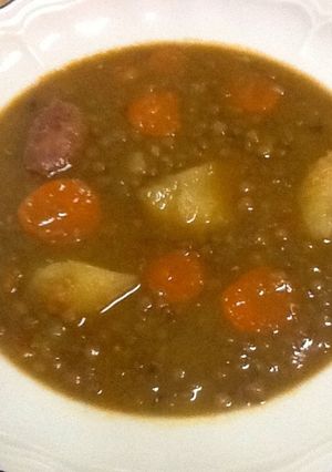 Una foto de Lentejas con chorizo fácil