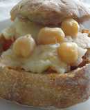 Bollitos de cocido gallego