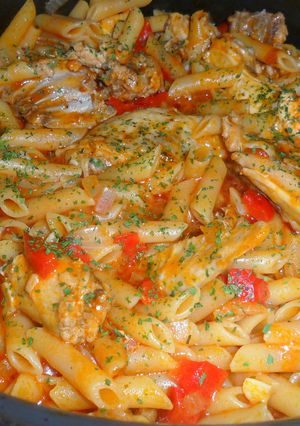 Una foto de Guiso de macarrones con pollo