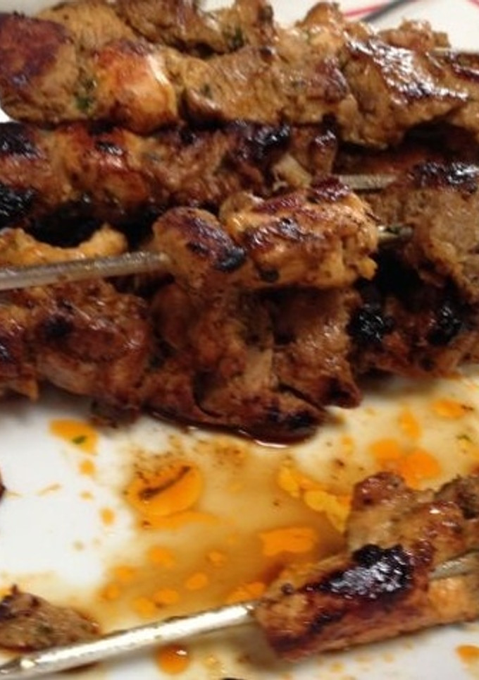 Una foto de Pinchos morunos barbacoa