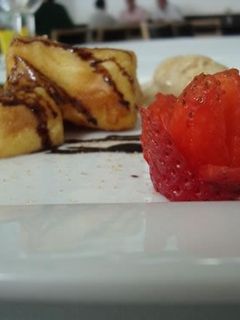 Una foto de Leche frita casera