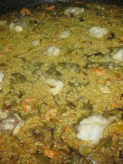 Una foto de Arroz con rape y alcachofas