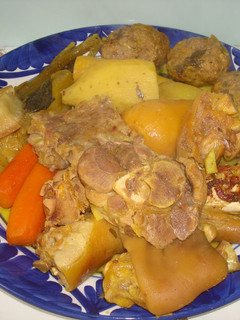 Una foto de Cocido de cerdo en olla rápida
