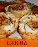 Rollitos de pollo rellenos de tortilla