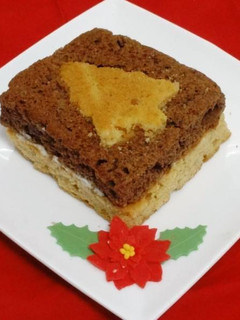 Una foto de Bizcocho de turrón de almendra y chocolate (sin gluten)
