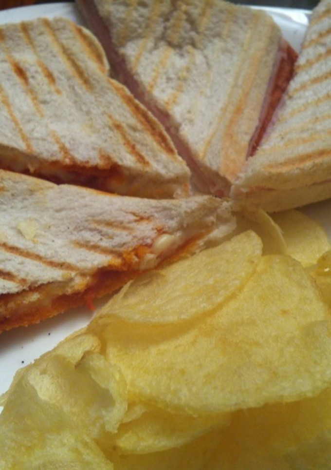 Una foto de Sandwich de sobrasada 